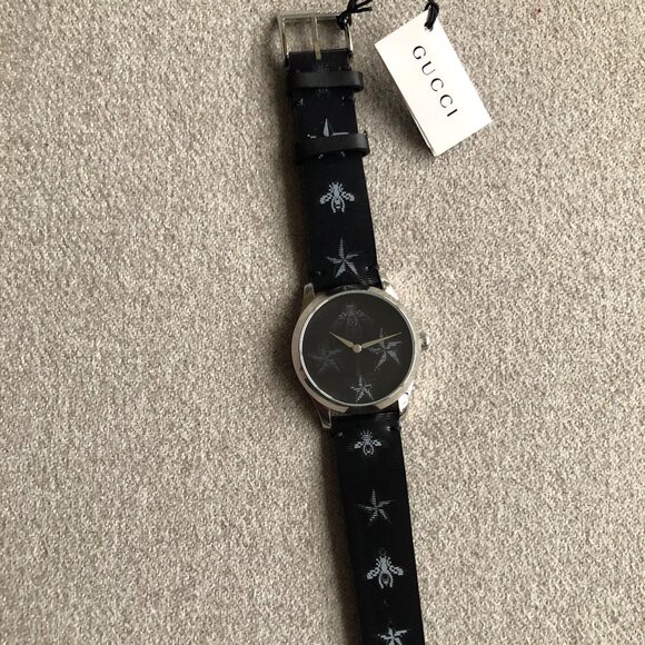 Gucci G-Timeless Bee and Star Holgram Quartz Watch, 38 mm - Picture 2 of 6